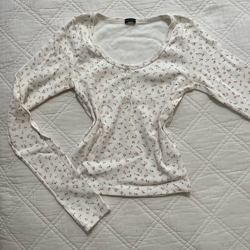 Brandy Melville floral top